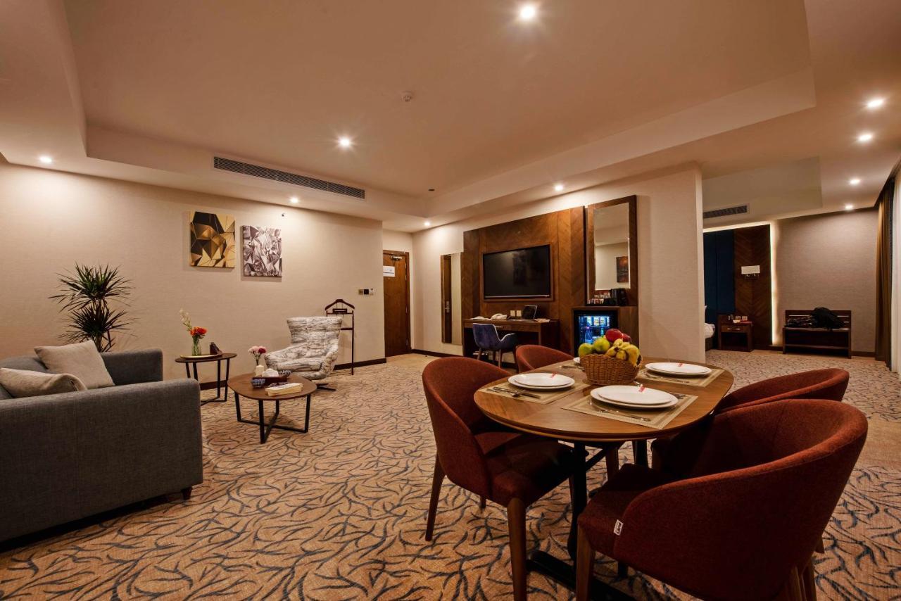 Sunday Emerald Hotel Dzsidda Kültér fotó